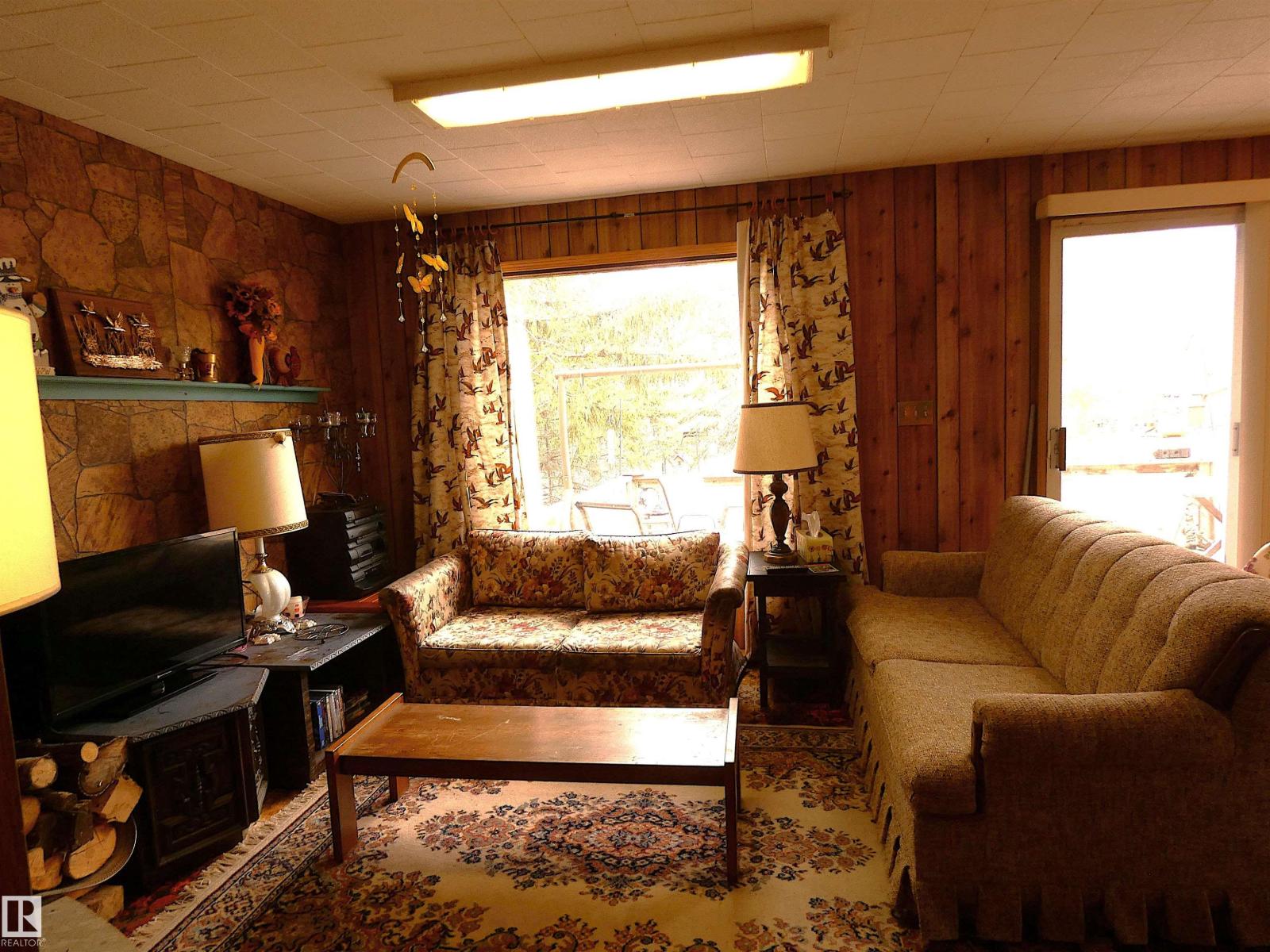 706 Meadow Av, Rural Barrhead County, Alberta  T0E 1A0 - Photo 14 - E4487555