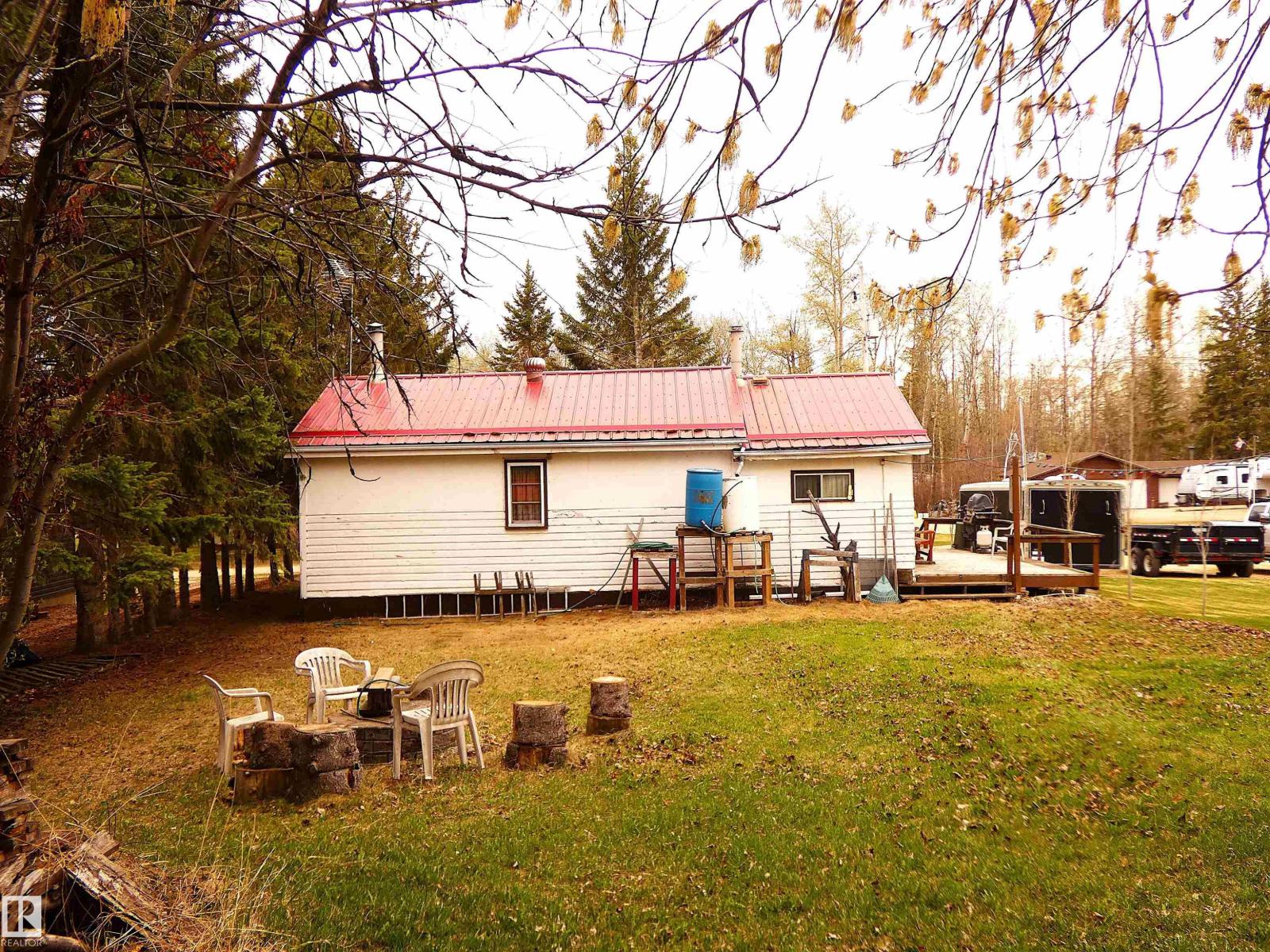 706 Meadow Av, Rural Barrhead County, Alberta  T0E 1A0 - Photo 37 - E4487555