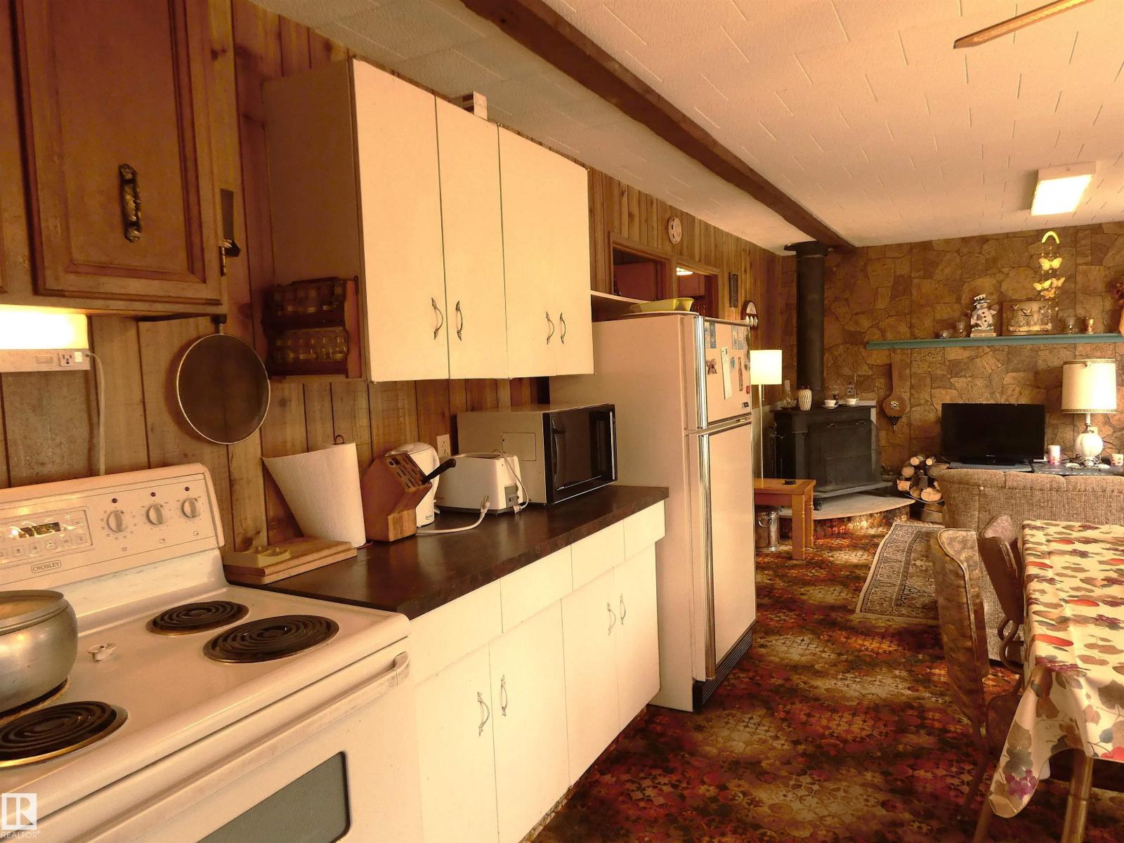 706 Meadow Av, Rural Barrhead County, Alberta  T0E 1A0 - Photo 9 - E4487555