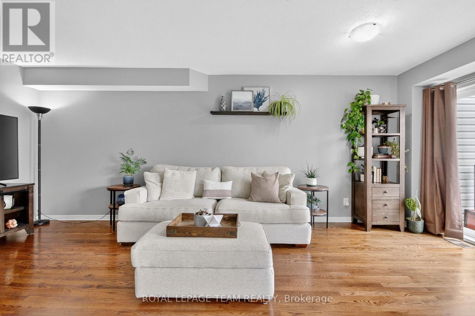 353 Brigitta Street, Ottawa, Ontario  K2S 0H9 - Photo 9 - X13125952