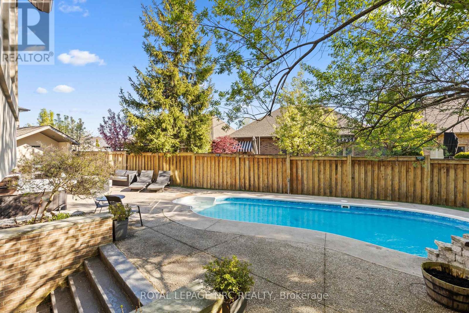 63 Terrace Drive, Grimsby, Ontario  L3M 1B6 - Photo 41 - X13125996