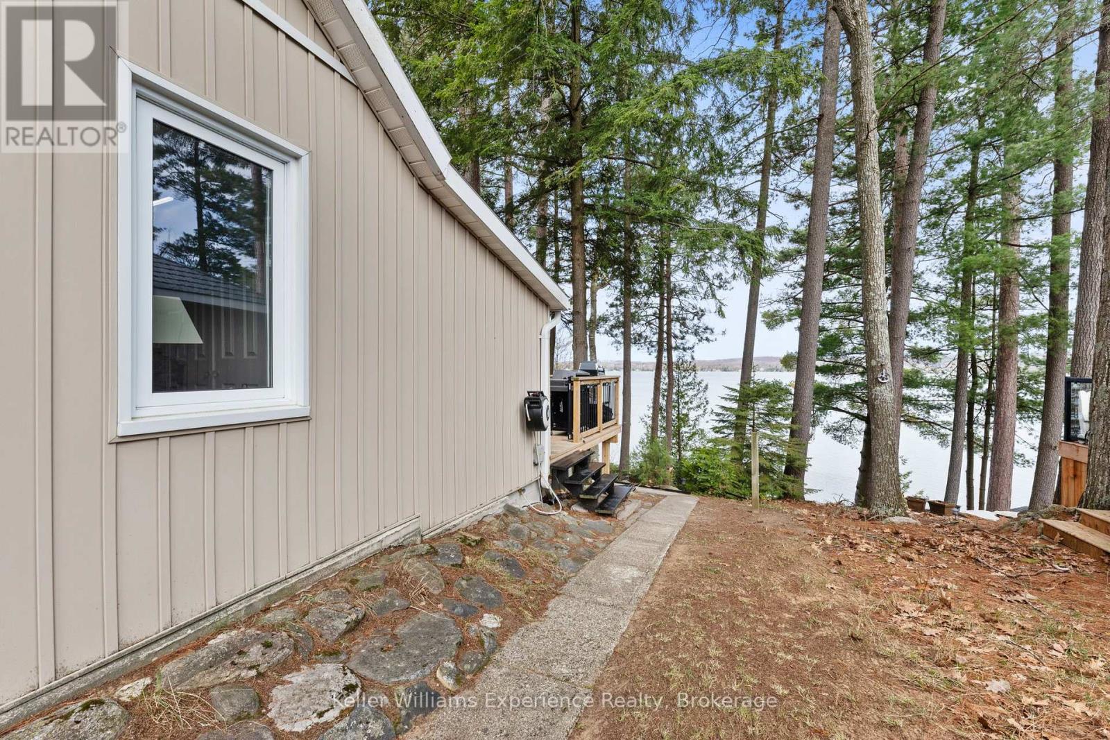 2256 South Orr Lake Road, Springwater (Elmvale), Ontario  L0L 1P0 - Photo 4 - S13126034
