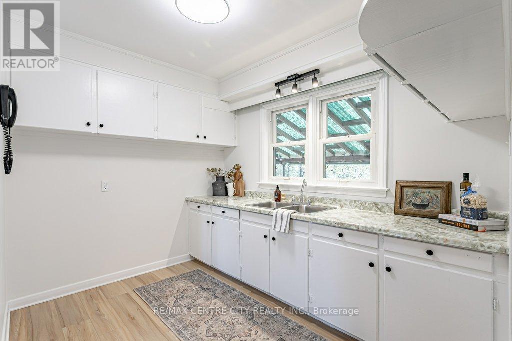 165 Ellsworth Crescent, London East (East O), Ontario  N5W 1J5 - Photo 14 - X13126022