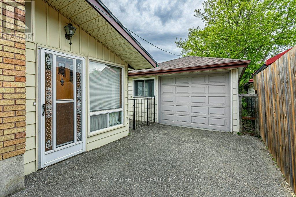 165 Ellsworth Crescent, London East (East O), Ontario  N5W 1J5 - Photo 37 - X13126022