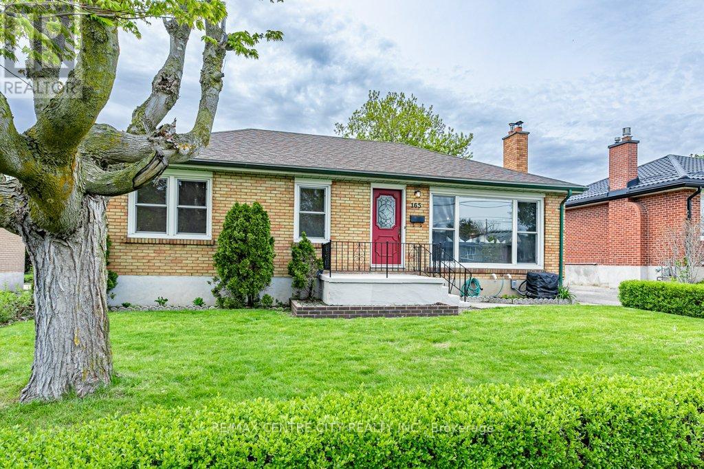 165 Ellsworth Crescent, London East (East O), Ontario  N5W 1J5 - Photo 4 - X13126022