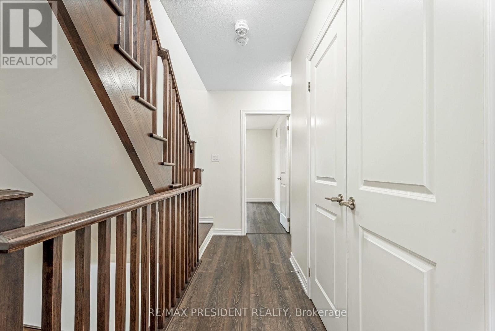 6 Waterview Lane, Grimsby, Ontario  L3M 0H2 - Photo 16 - X13122184