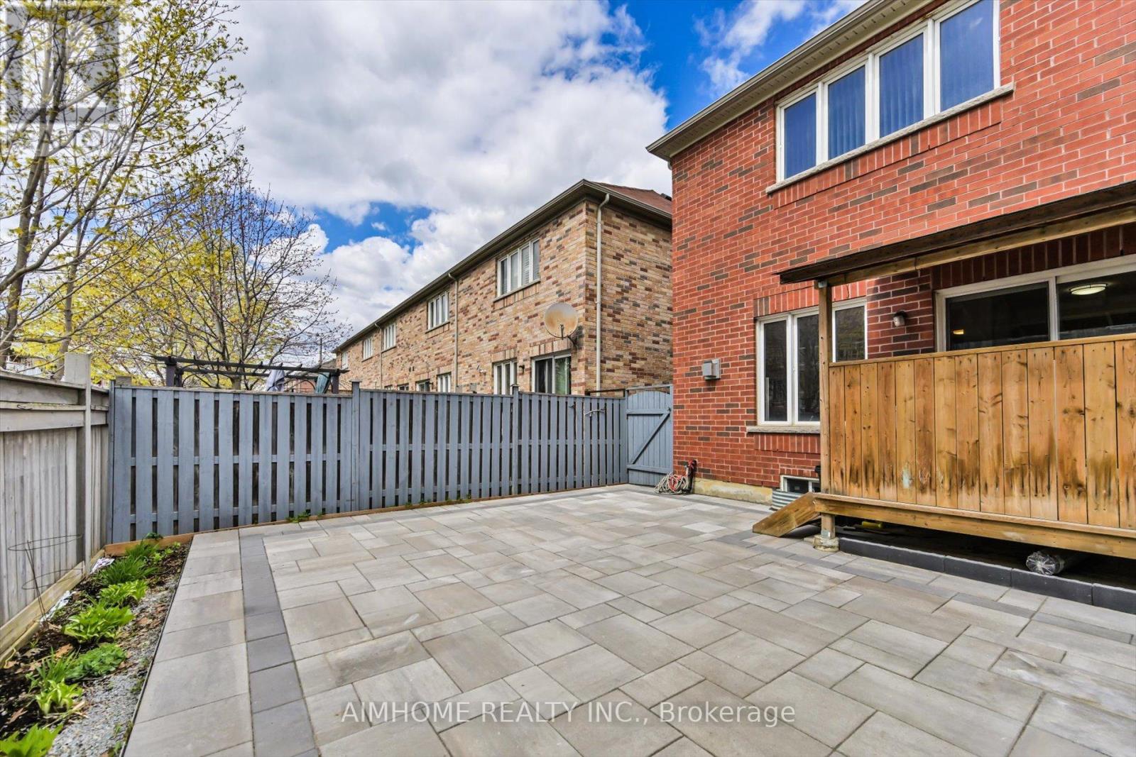 88 Dairy Drive, Toronto, Ontario  M1L 0E9 - Photo 34 - E13125920