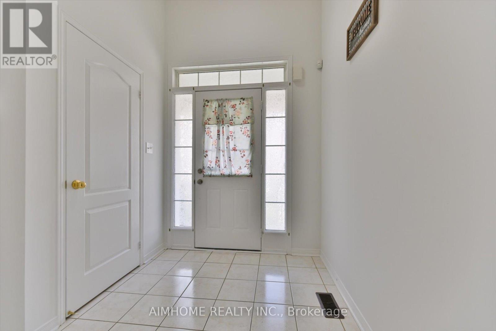 88 Dairy Drive, Toronto, Ontario  M1L 0E9 - Photo 4 - E13125920