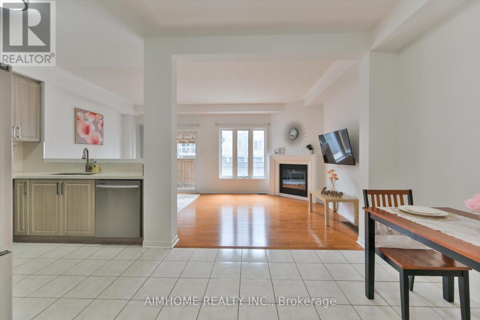 88 Dairy Drive, Toronto, Ontario  M1L 0E9 - Photo 6 - E13125920