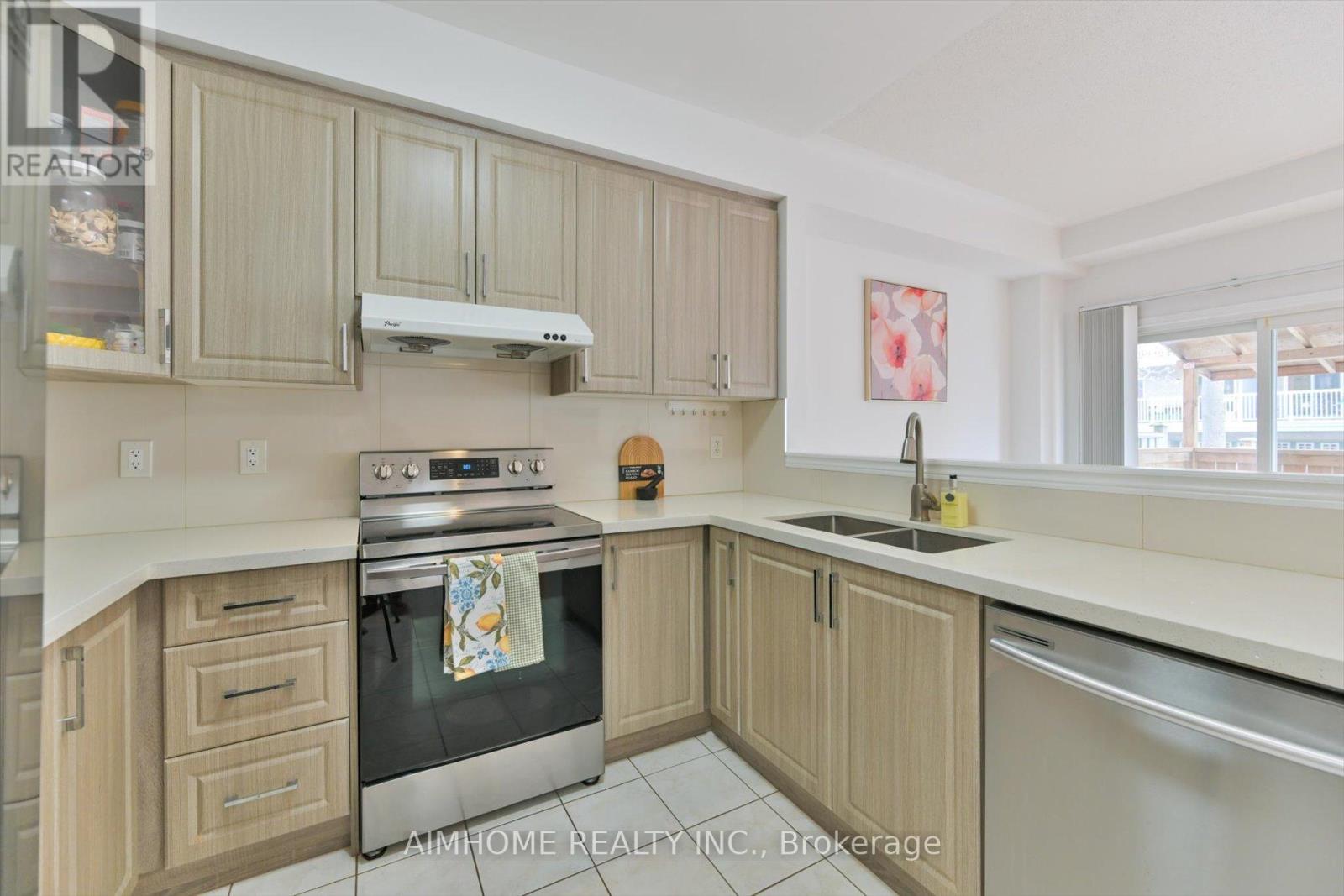 88 Dairy Drive, Toronto, Ontario  M1L 0E9 - Photo 9 - E13125920