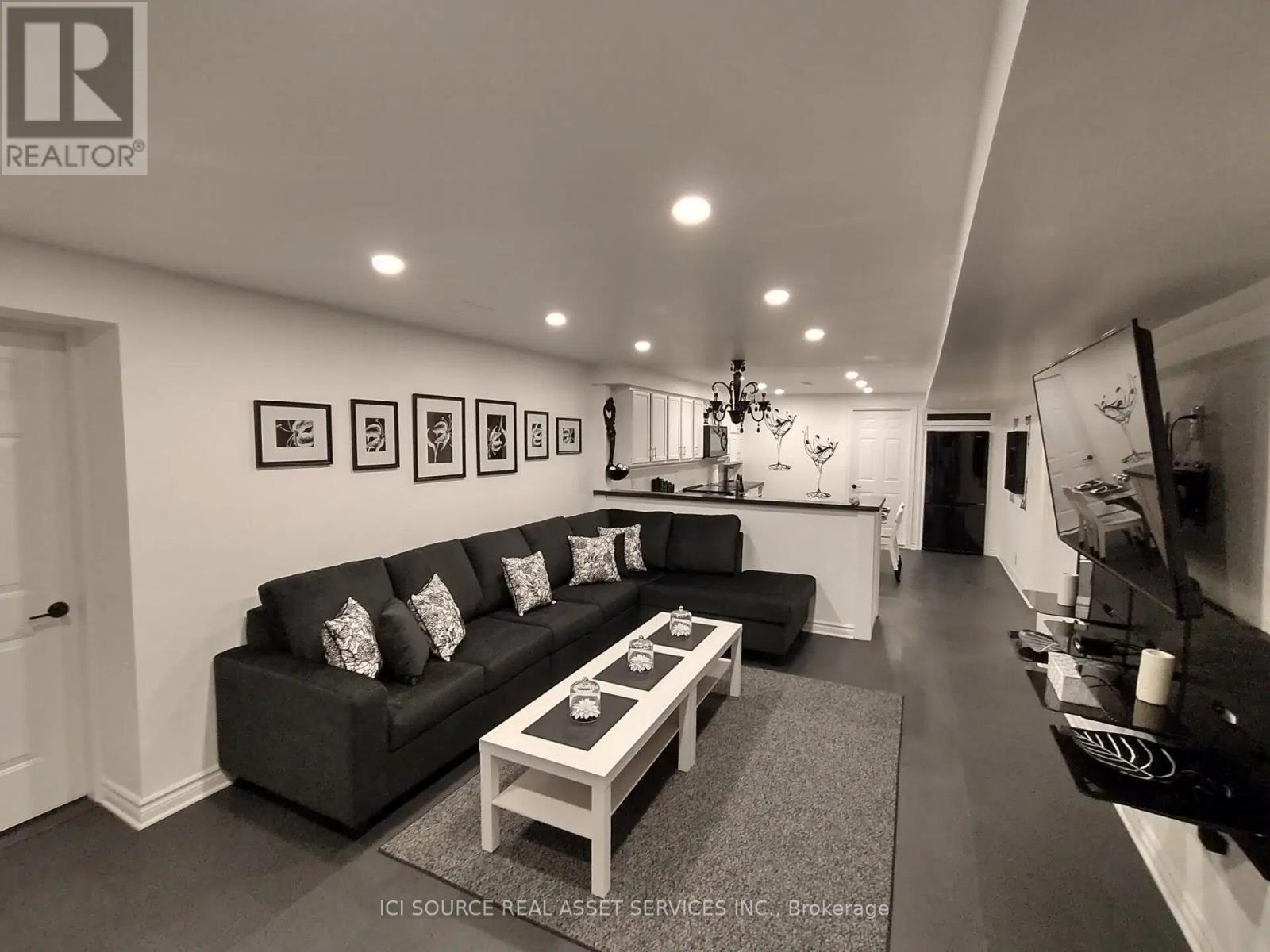 Bsmt - 32 Ontoro Boulevard, Ajax, Ontario  L1Z 1X6 - Photo 2 - E13125986