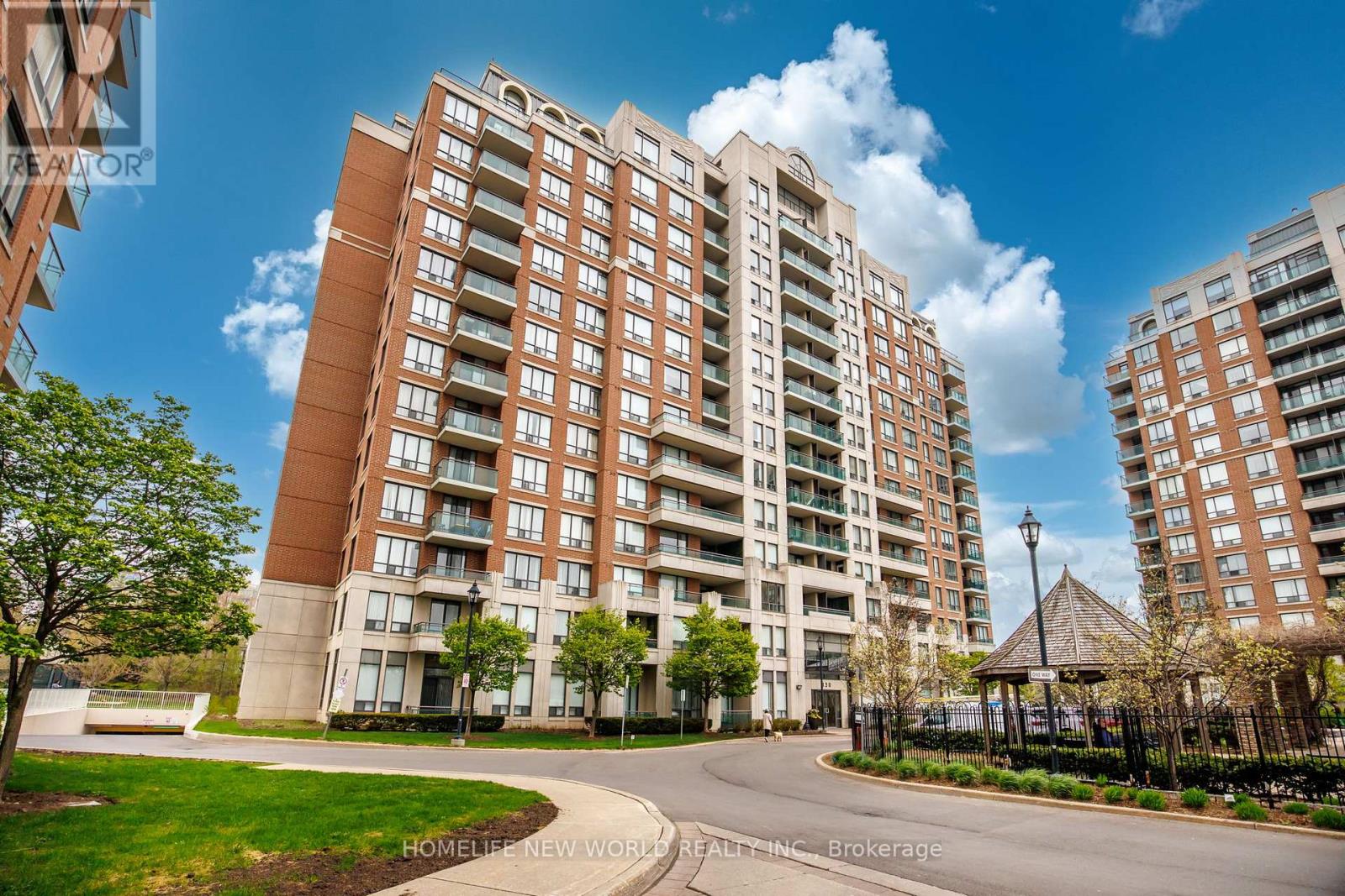 1103 - 330 Red Maple Road, Richmond Hill, Ontario  L4C 0T6 - Photo 4 - N13125908