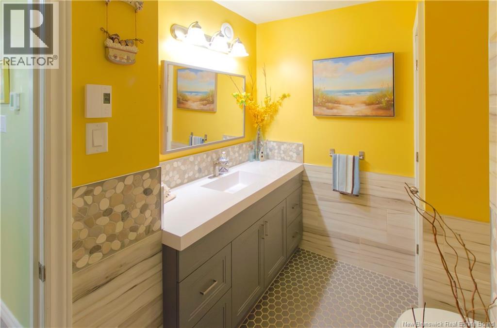 23 Meadow Wood Gardens, Saint John, New Brunswick  E2M 5T1 - Photo 18 - NB138588