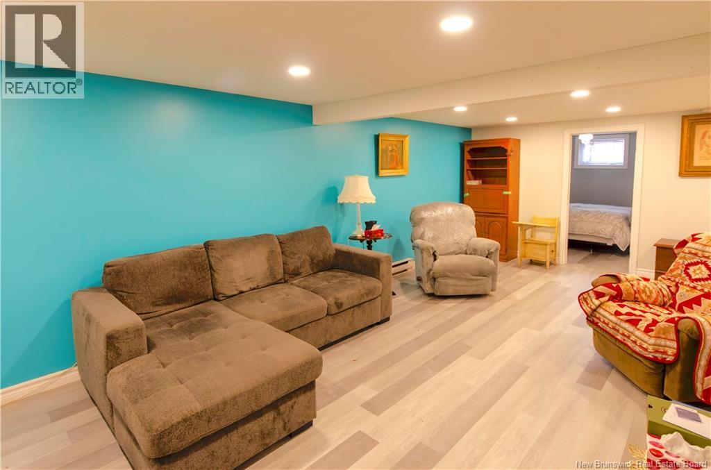 23 Meadow Wood Gardens, Saint John, New Brunswick  E2M 5T1 - Photo 23 - NB138588