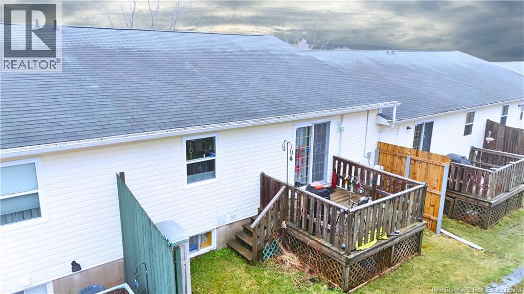 23 Meadow Wood Gardens, Saint John, New Brunswick  E2M 5T1 - Photo 3 - NB138588