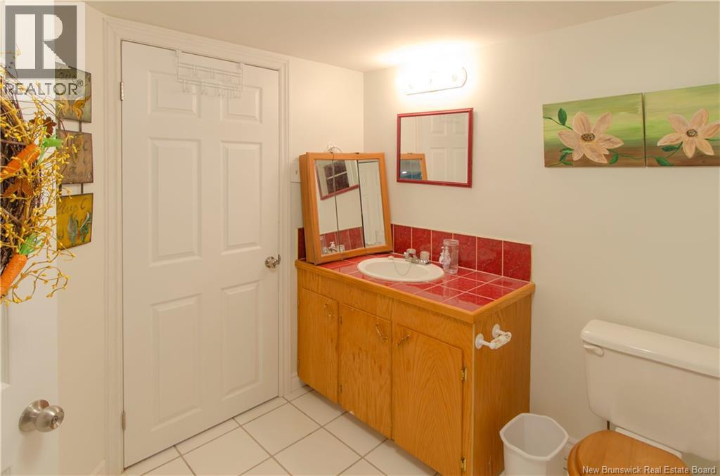 23 Meadow Wood Gardens, Saint John, New Brunswick  E2M 5T1 - Photo 31 - NB138588