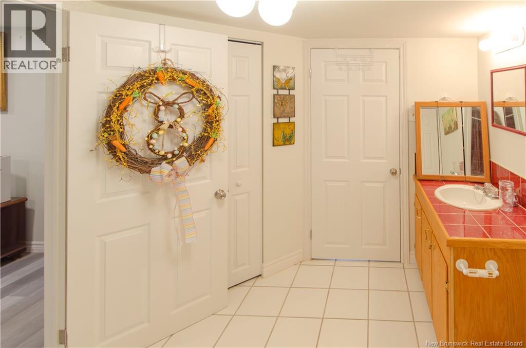 23 Meadow Wood Gardens, Saint John, New Brunswick  E2M 5T1 - Photo 33 - NB138588