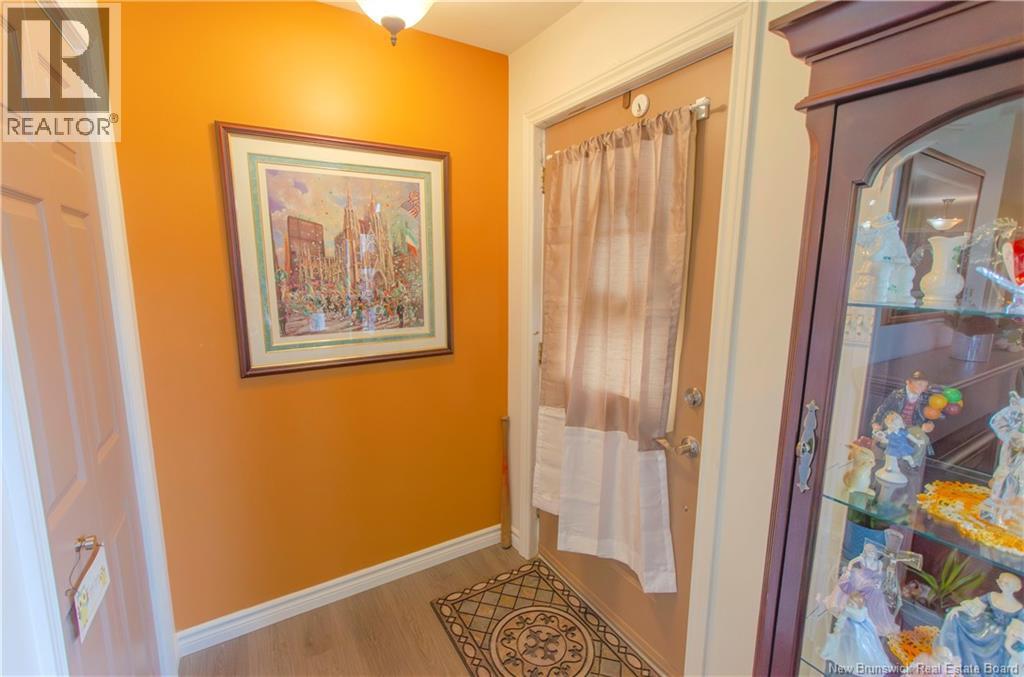 23 Meadow Wood Gardens, Saint John, New Brunswick  E2M 5T1 - Photo 4 - NB138588