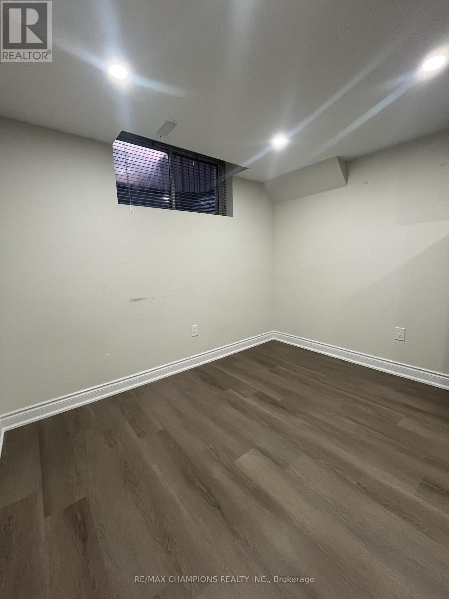 19 Pentonville Road, Brampton, Ontario  L6R 3R9 - Photo 10 - W13125942