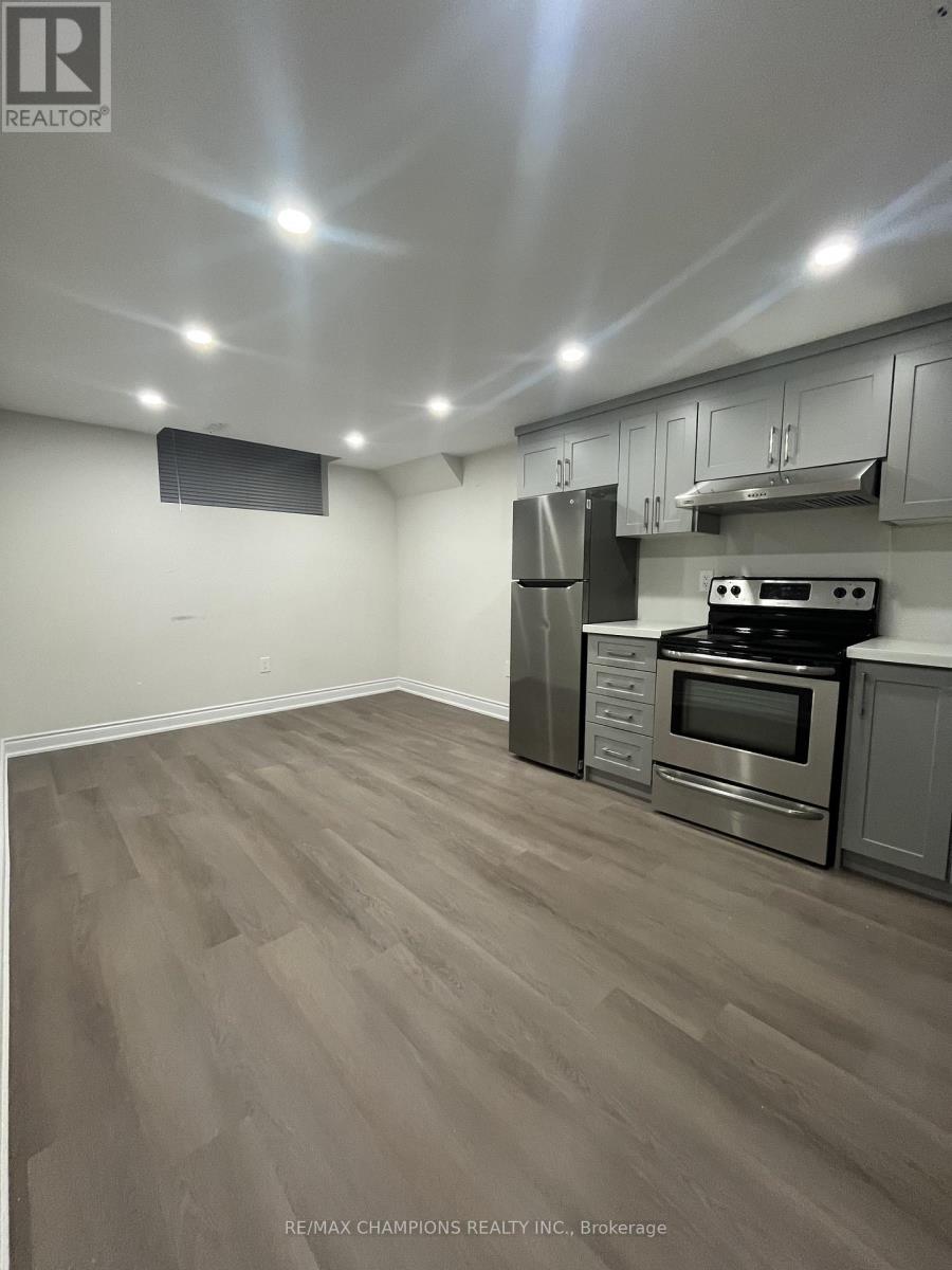 19 Pentonville Road, Brampton, Ontario  L6R 3R9 - Photo 5 - W13125942