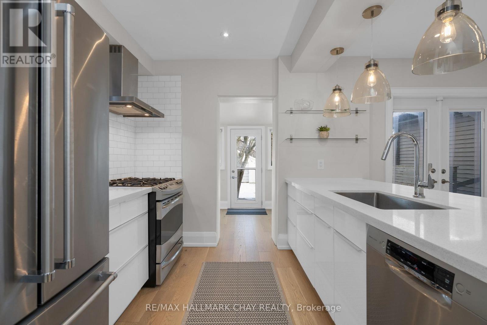55 Third Street, Toronto, Ontario  M8V 2X7 - Photo 12 - W13126014