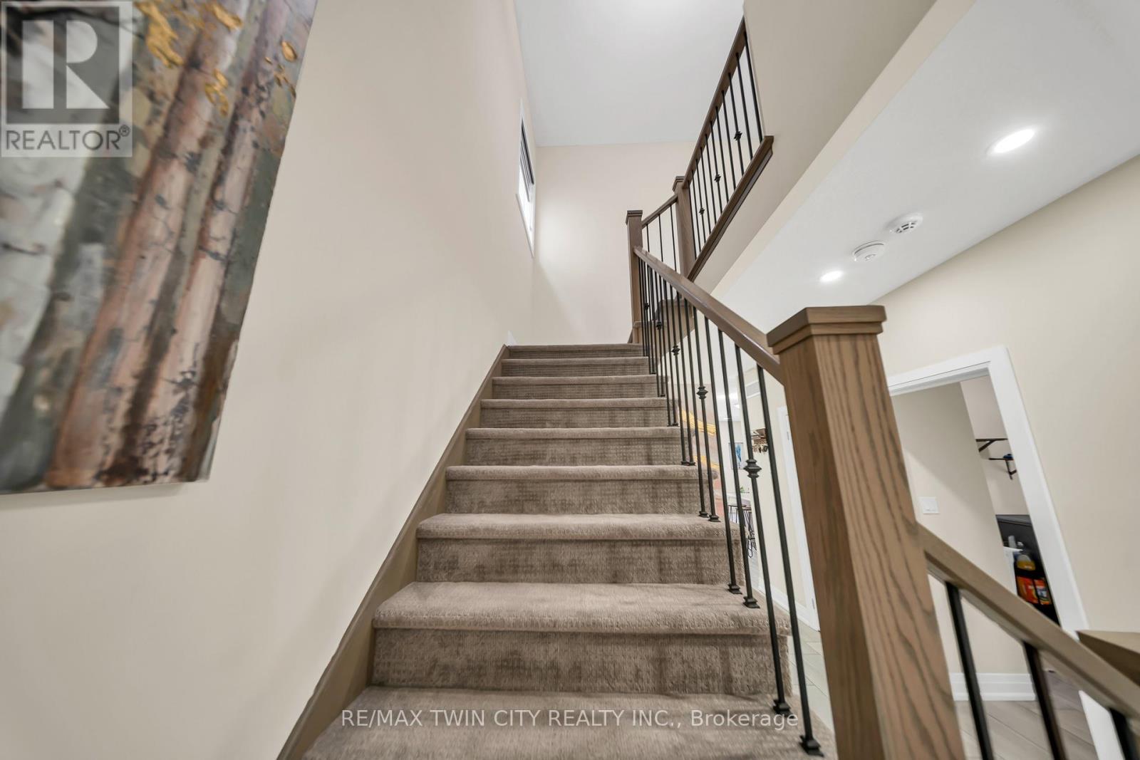 107 Monarch Woods Drive, Kitchener, Ontario  N2P 0K2 - Photo 14 - X13125950