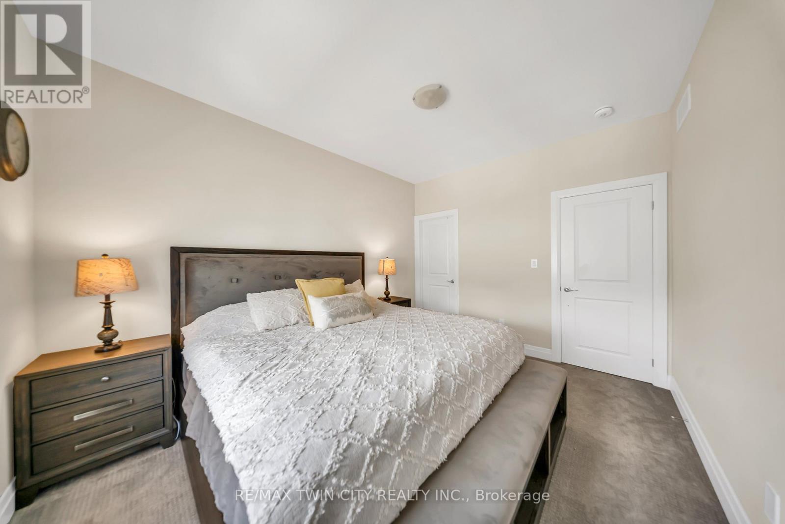107 Monarch Woods Drive, Kitchener, Ontario  N2P 0K2 - Photo 25 - X13125950
