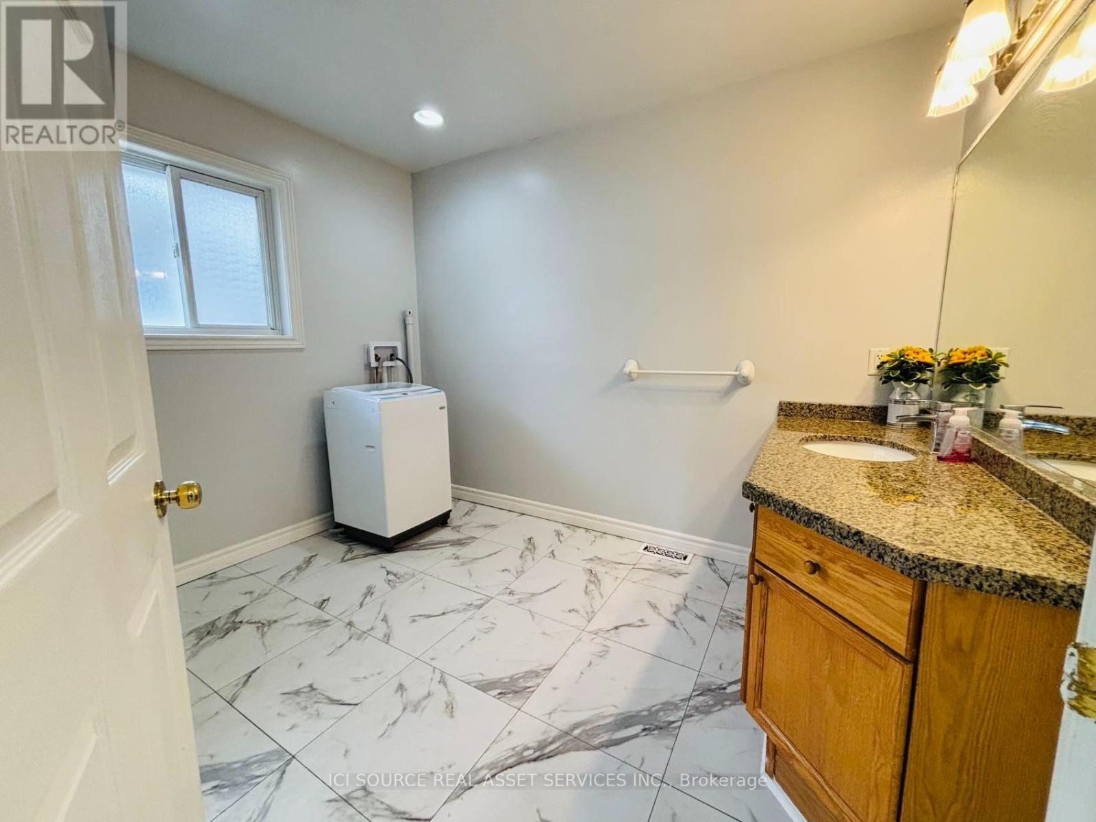 Main Fl - 7153 Kelly Drive, Niagara Falls, Ontario  L2H 3K1 - Photo 2 - X13125960
