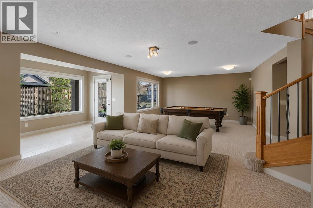 273 Everglade Circle SW, Calgary, Alberta  T2Y 4M8 - Photo 35 - A2309653