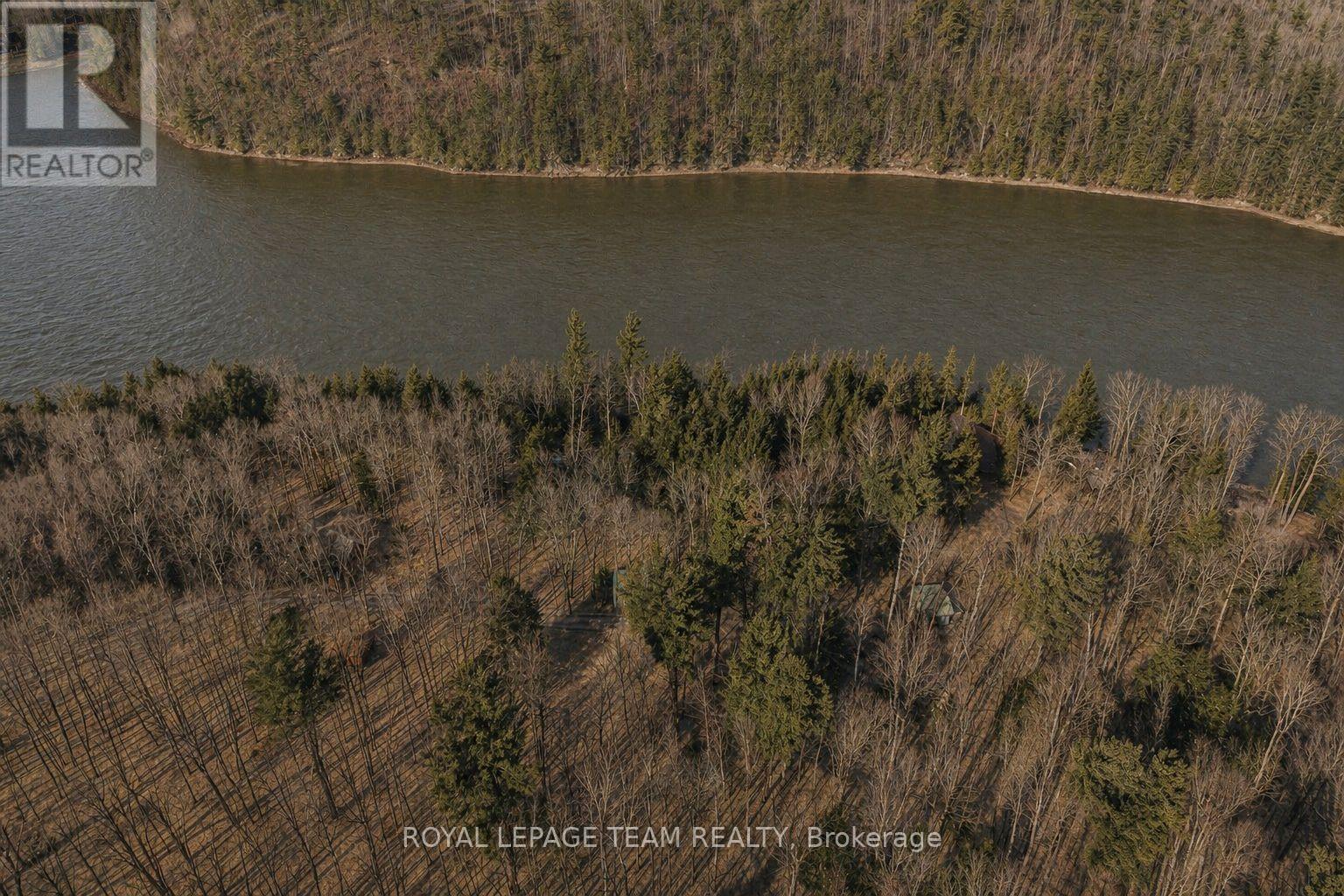 102-B MCVICAR LANE, McNab/Braeside, Ontario