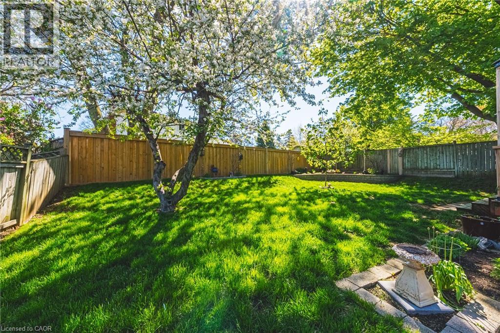 2231 Sandringham Drive, Burlington, Ontario  L7P 3E6 - Photo 30 - 40828323