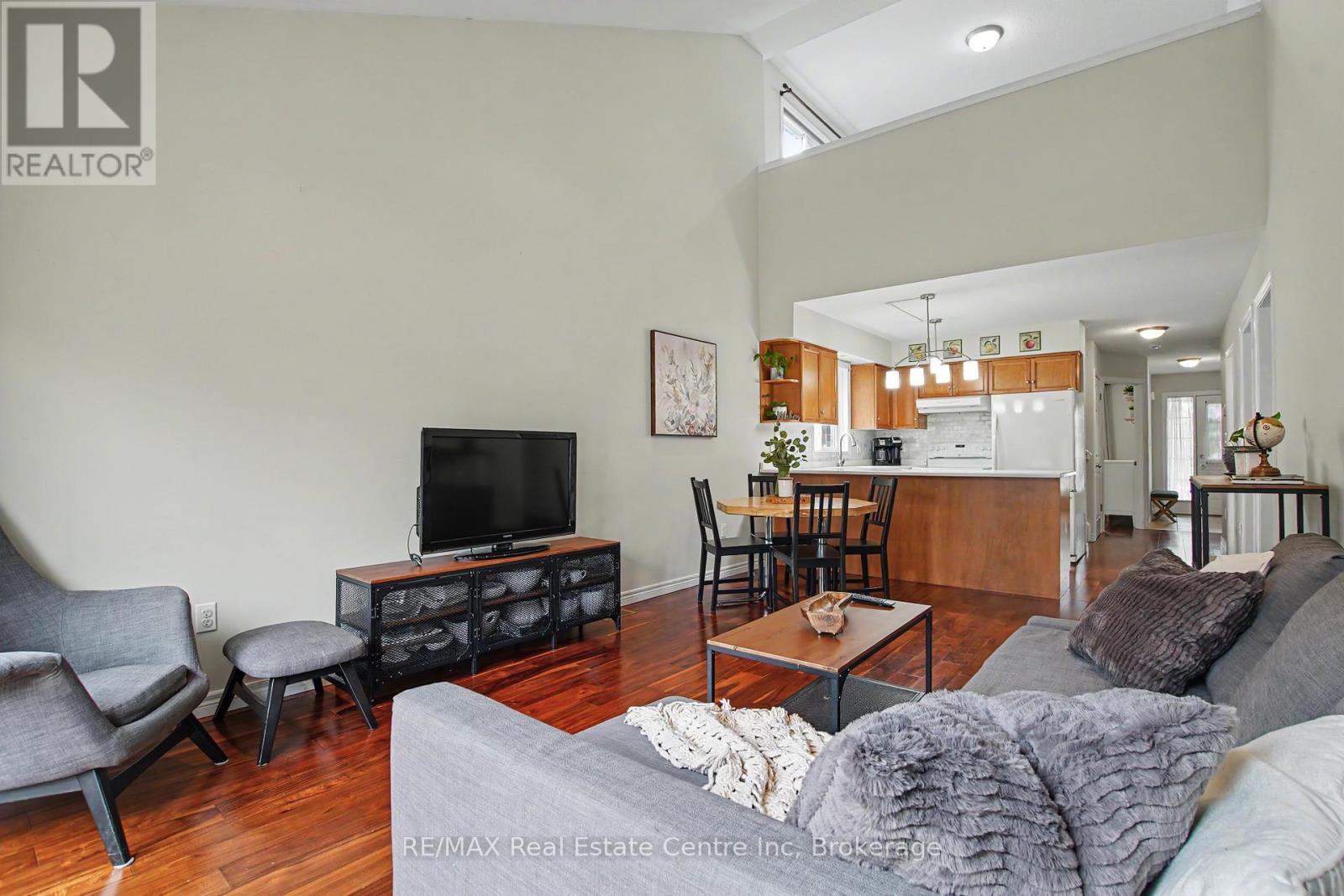 9 Washburn Drive, Guelph, Ontario  N1E 0B4 - Photo 11 - X13126078