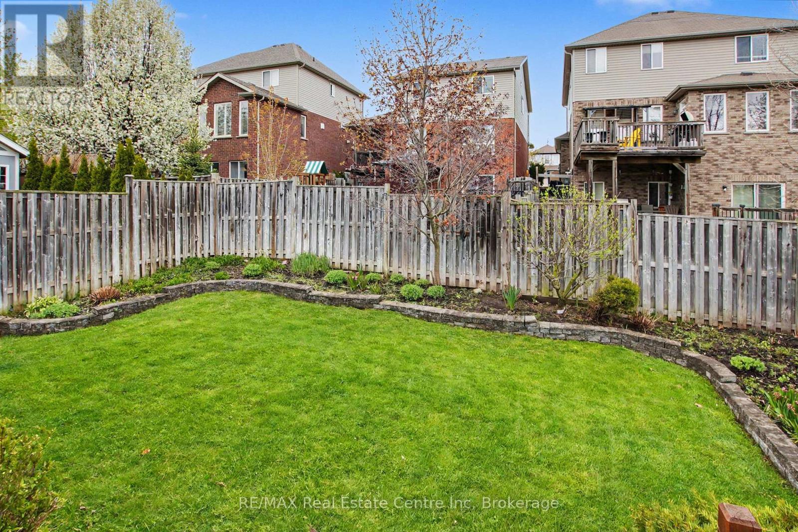 9 Washburn Drive, Guelph, Ontario  N1E 0B4 - Photo 21 - X13126078