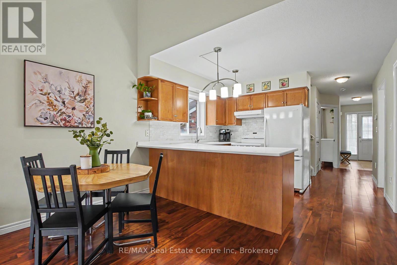 9 Washburn Drive, Guelph, Ontario  N1E 0B4 - Photo 8 - X13126078
