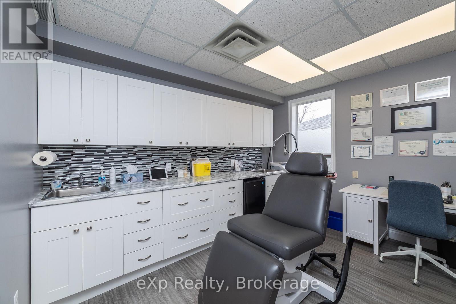 708 16th Street E, Owen Sound, Ontario  N4K 1Y9 - Photo 24 - X13126090