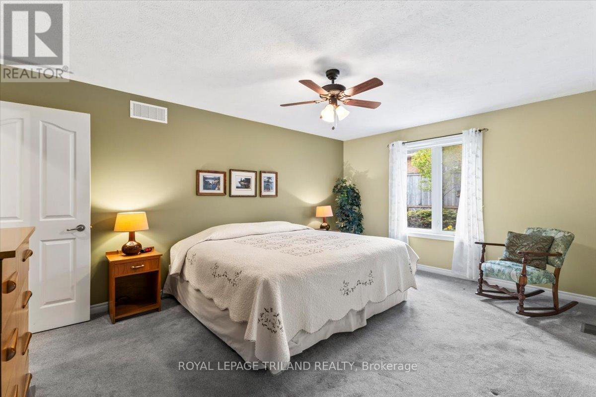 272 4th Street Crescent, Hanover, Ontario  N4N 3S9 - Photo 13 - X13126070