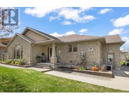 272 4TH STREET CRESCENT, Hanover, Ontario
