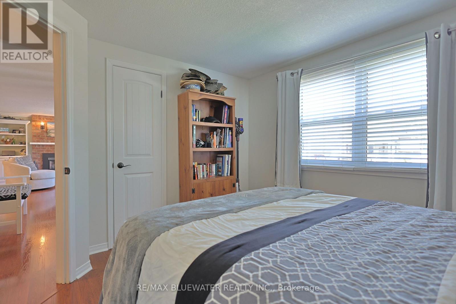 350 Shannon Boulevard, South Huron, Ontario  N0M 1T0 - Photo 33 - X13126158