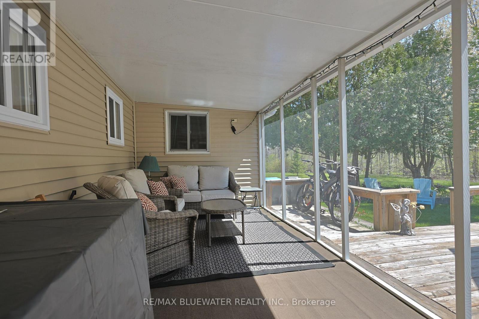 350 Shannon Boulevard, South Huron, Ontario  N0M 1T0 - Photo 37 - X13126158