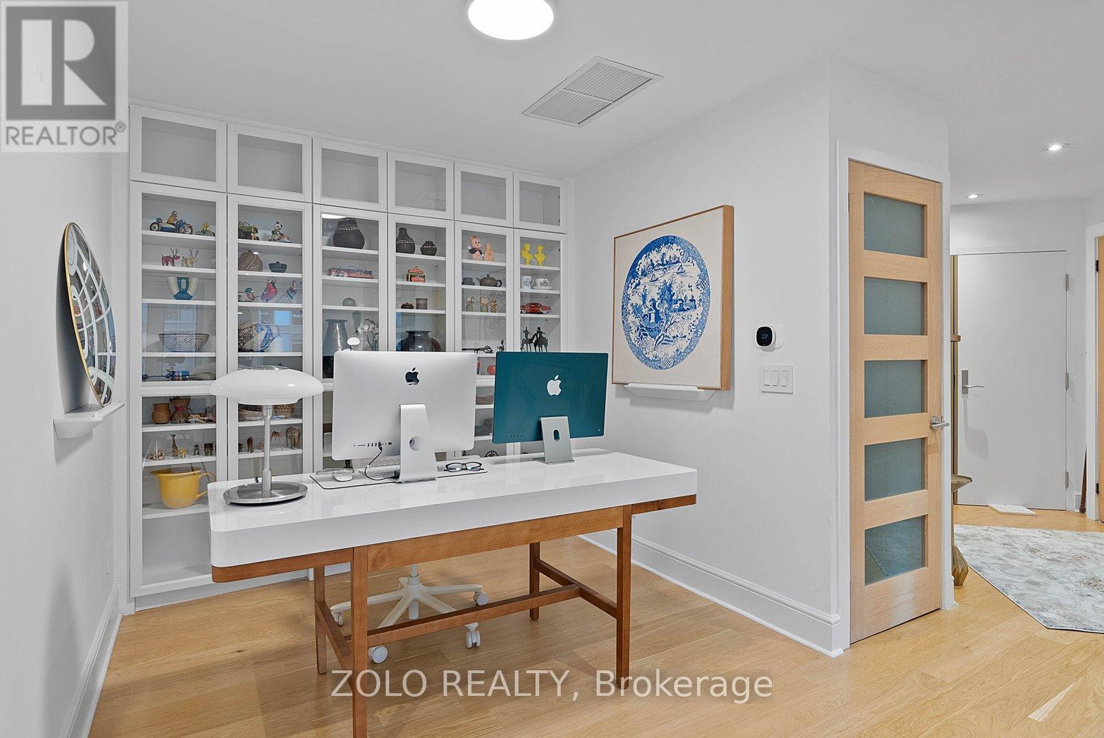 302 - 55 Lombard Street, Toronto, Ontario  M5C 2R7 - Photo 18 - C13126052
