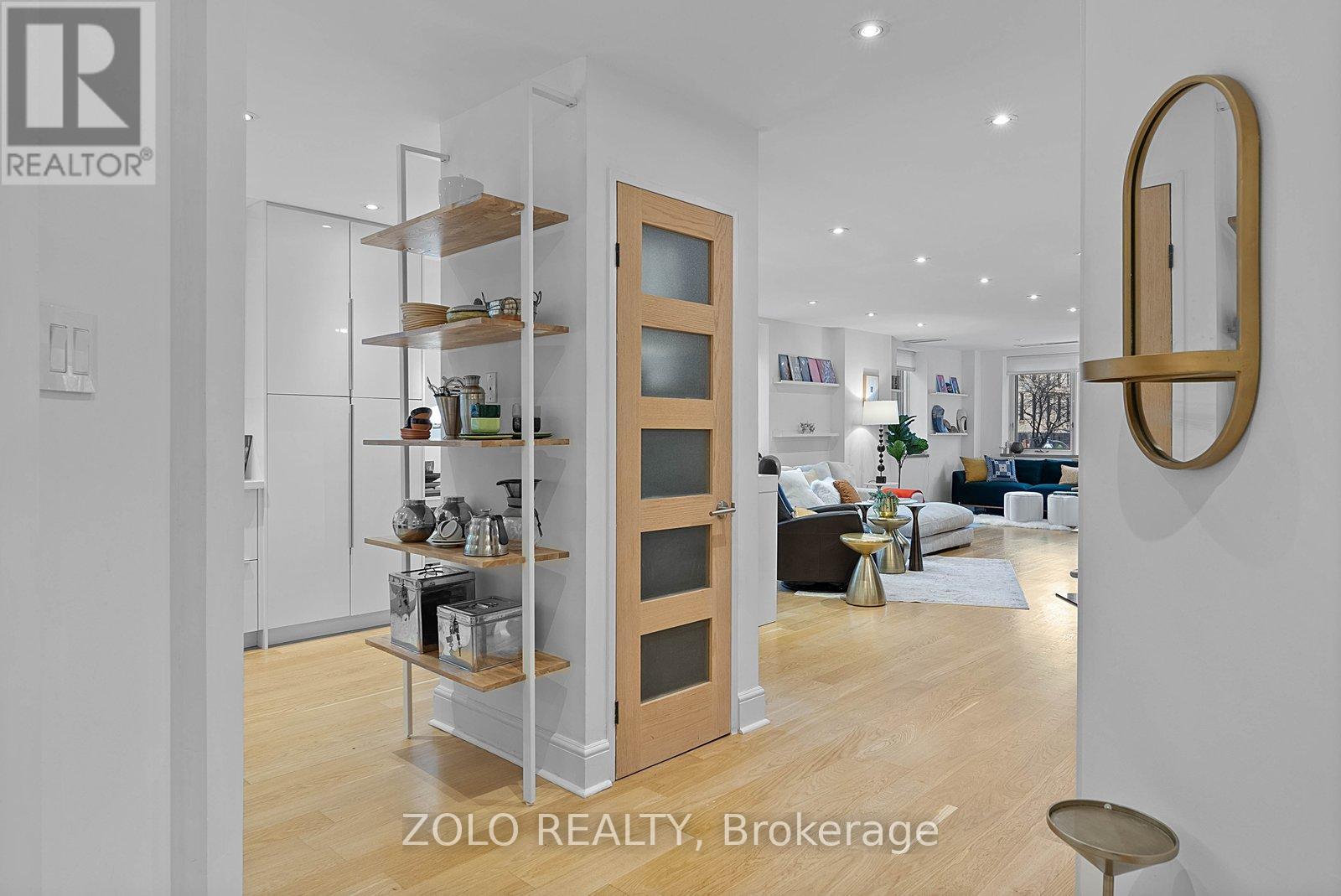 302 - 55 Lombard Street, Toronto, Ontario  M5C 2R7 - Photo 2 - C13126052