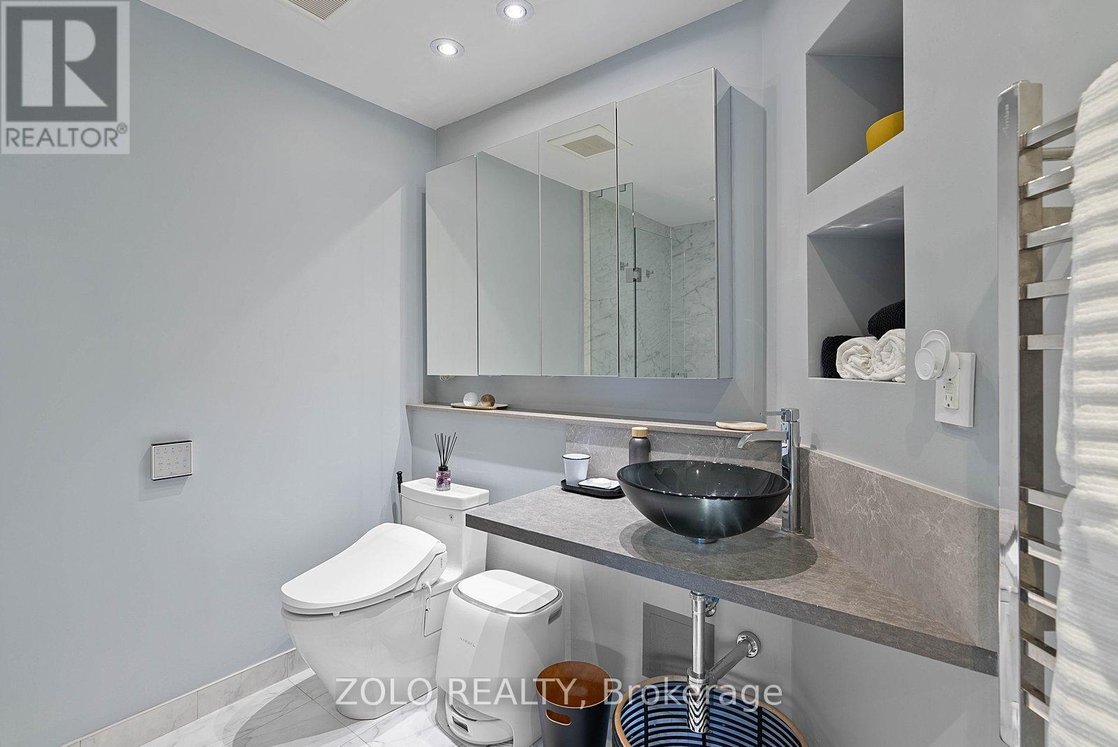 302 - 55 Lombard Street, Toronto, Ontario  M5C 2R7 - Photo 25 - C13126052