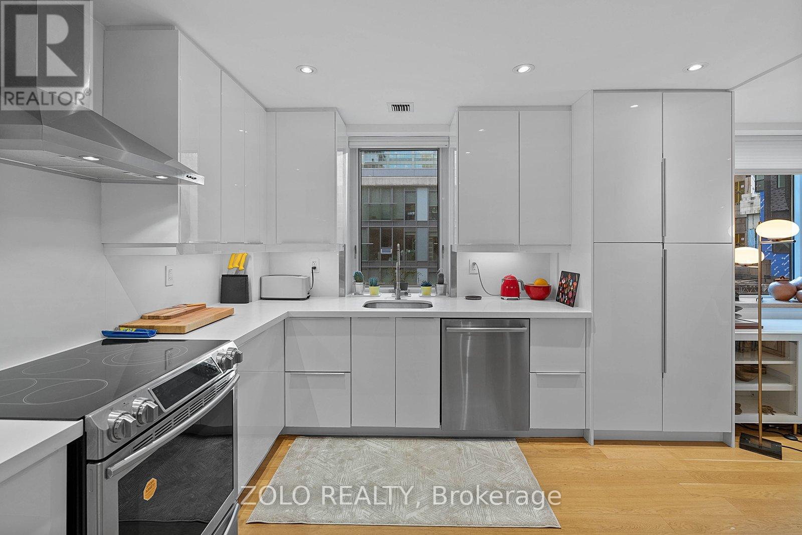 302 - 55 Lombard Street, Toronto, Ontario  M5C 2R7 - Photo 6 - C13126052
