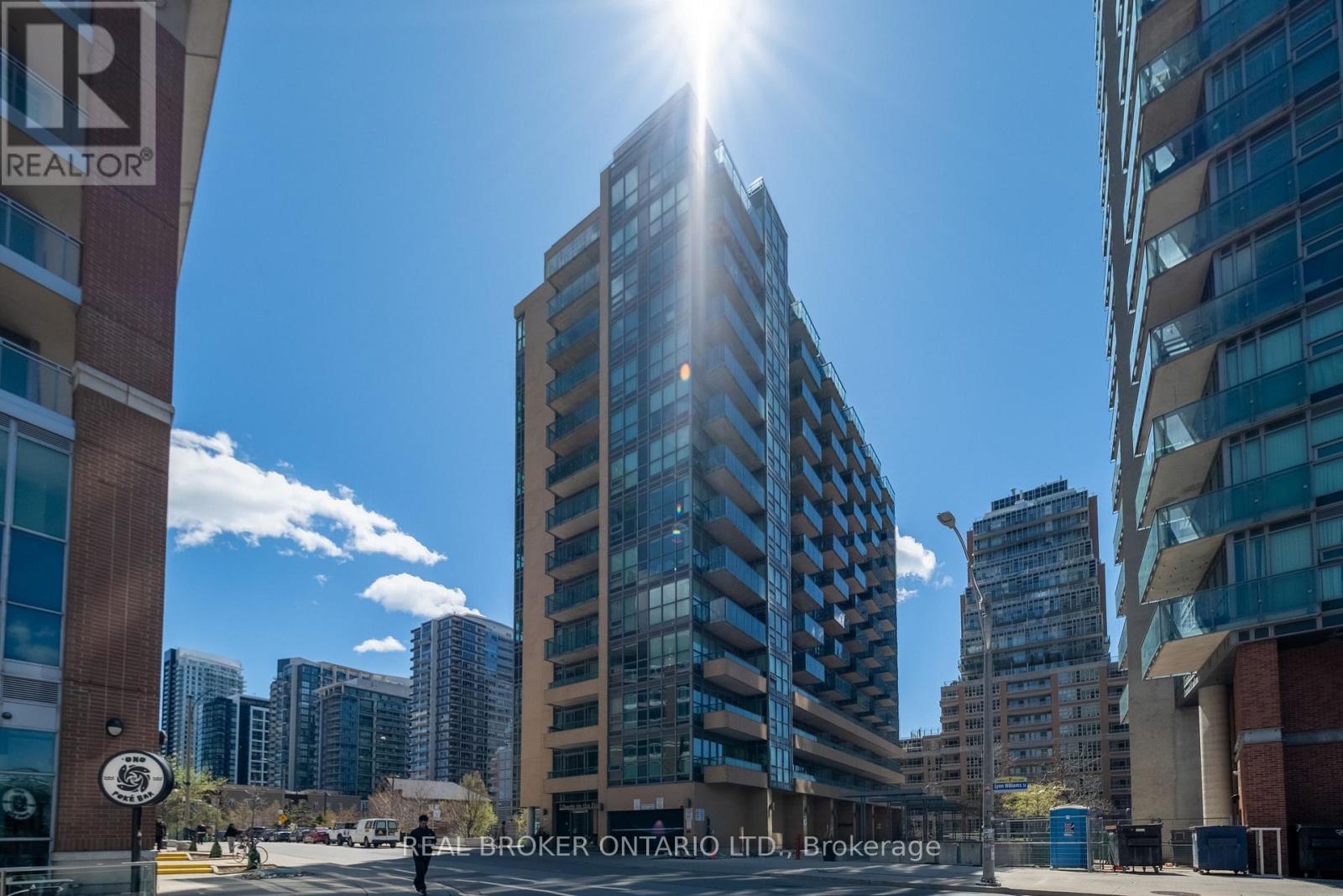 909 - 69 LYNN WILLIAMS STREET, Toronto, Ontario