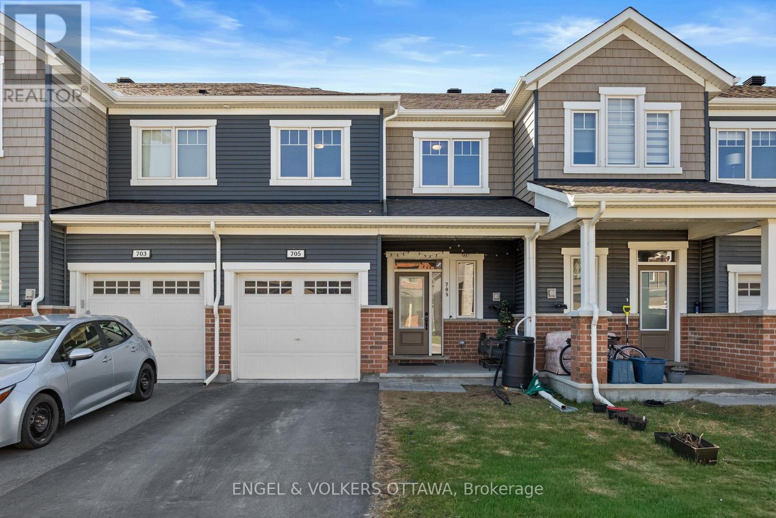705 Perseus Avenue, Ottawa, Ontario  K2J 6T2 - Photo 1 - X13126068