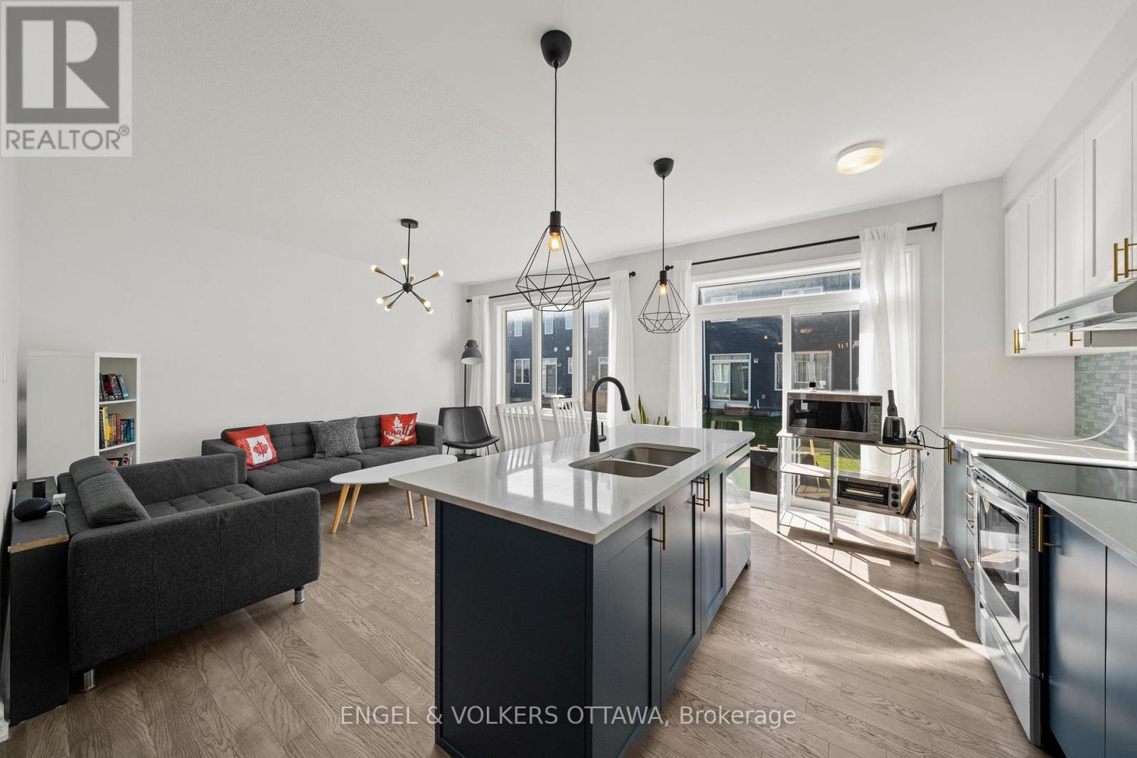 705 Perseus Avenue, Ottawa, Ontario  K2J 6T2 - Photo 10 - X13126068
