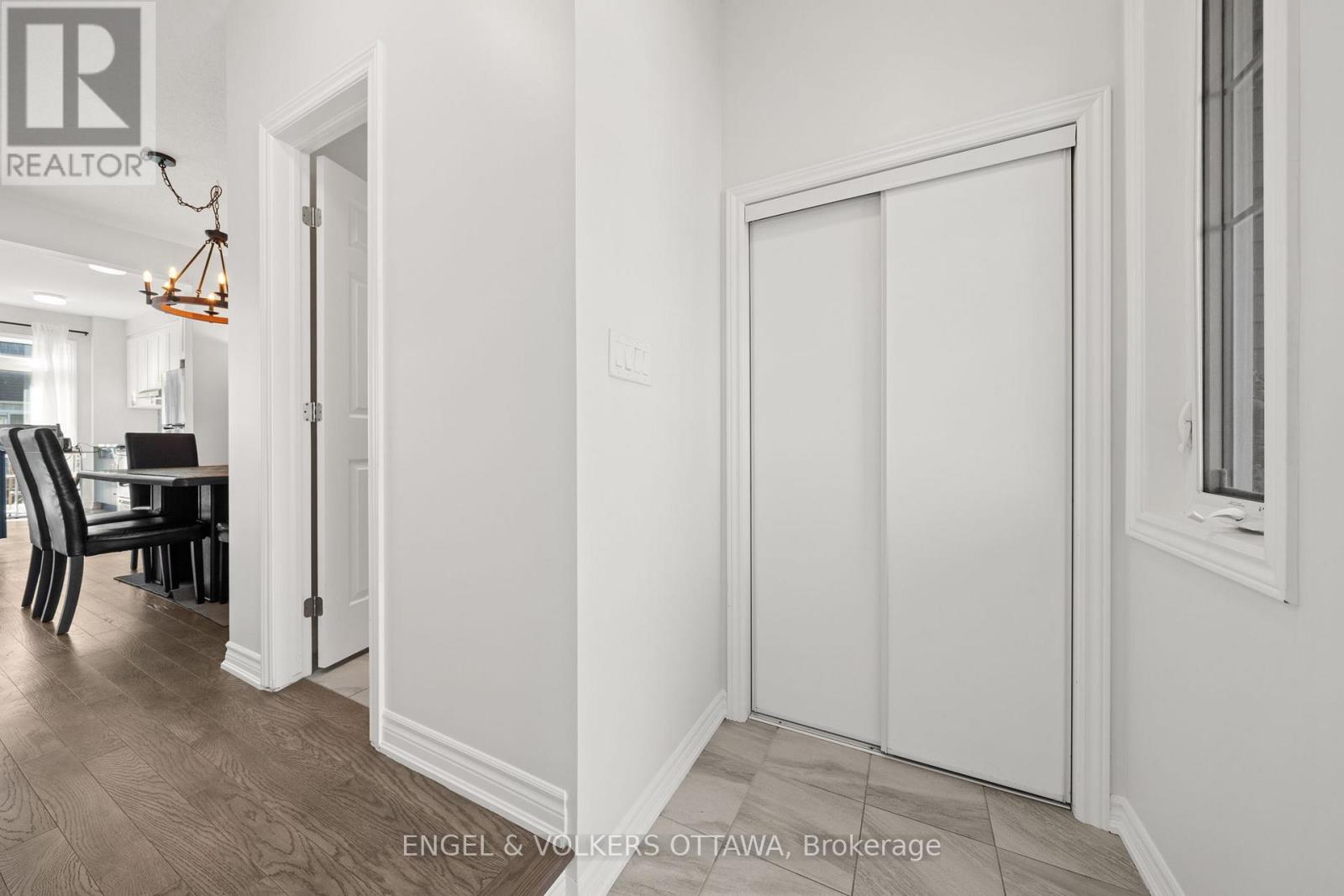 705 Perseus Avenue, Ottawa, Ontario  K2J 6T2 - Photo 4 - X13126068