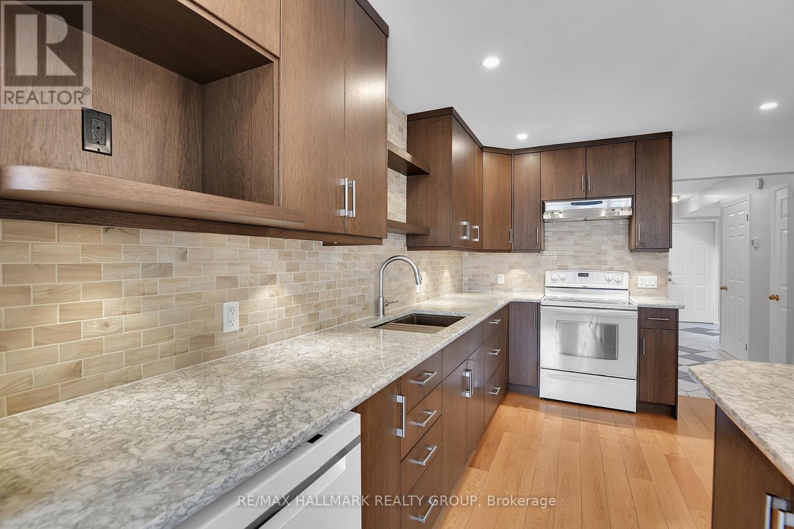 6602 Windsong Avenue, Ottawa, Ontario  K1C 6N1 - Photo 16 - X13126126