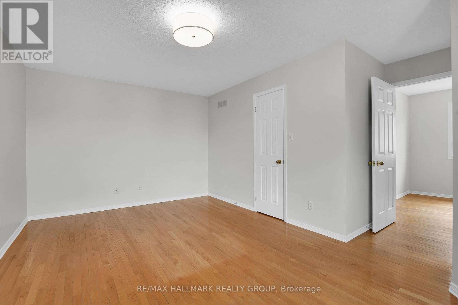6602 Windsong Avenue, Ottawa, Ontario  K1C 6N1 - Photo 26 - X13126126