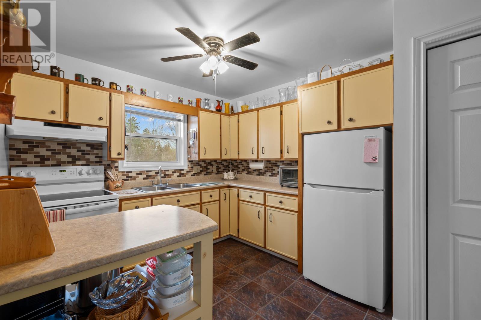 5725 Rustico Road, Rustico, Prince Edward Island  C0A 1N0 - Photo 6 - 202610792